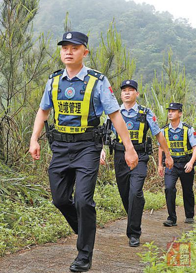 广西出入境边防检查总站凭祥边境管理大队大队长黄昌立—— "做好工作